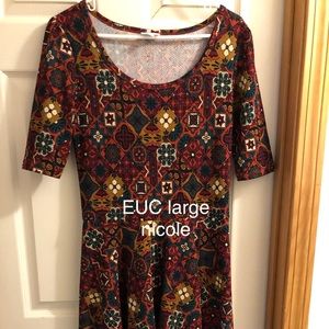 Lularoe Nicole dress